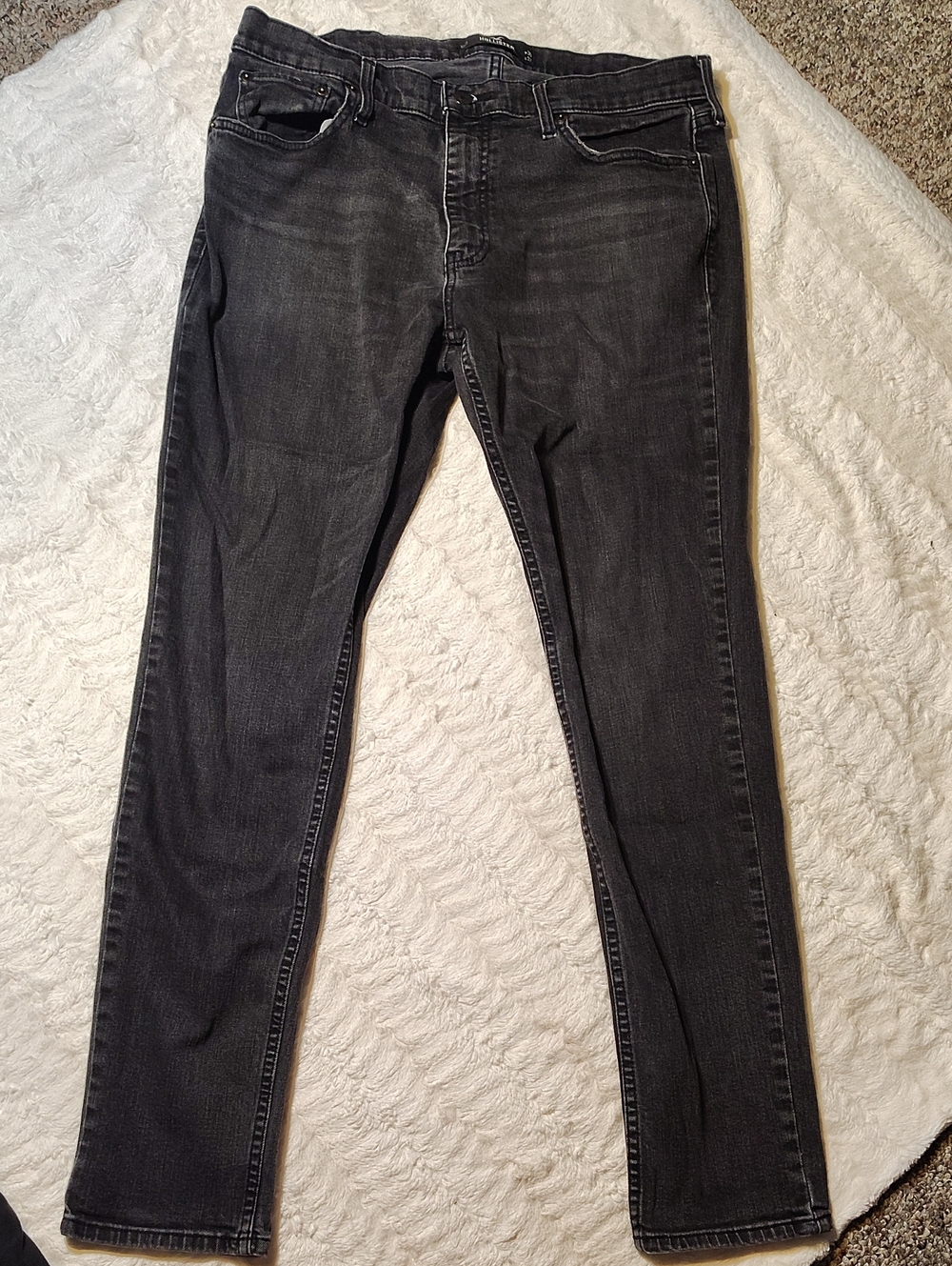 Hollister Men's Charcoal Skinny Jeans